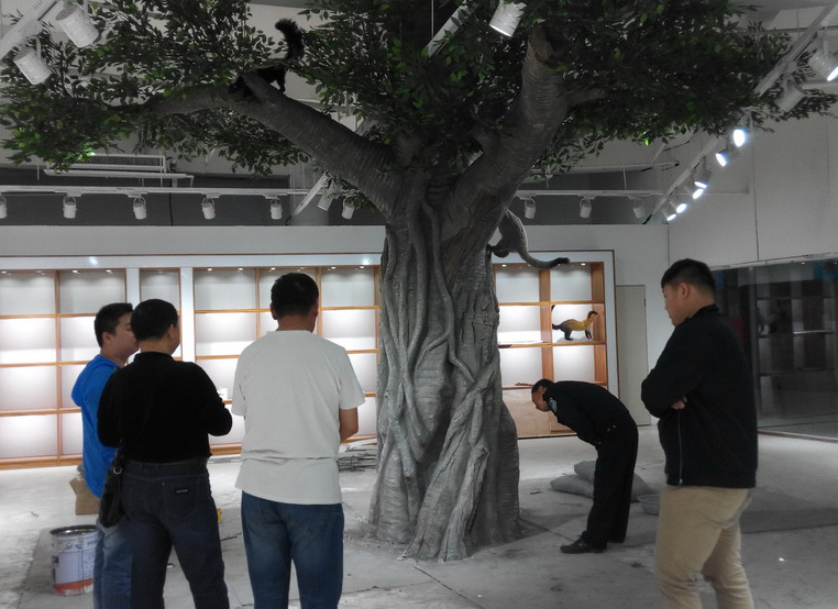 專業(yè)團(tuán)隊(duì)18年經(jīng)驗(yàn)假樹制作，水泥直塑假樹造型